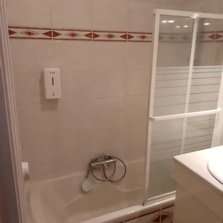 Apartment Avec Terrasse En Plein Centre Clermont-Ferrand